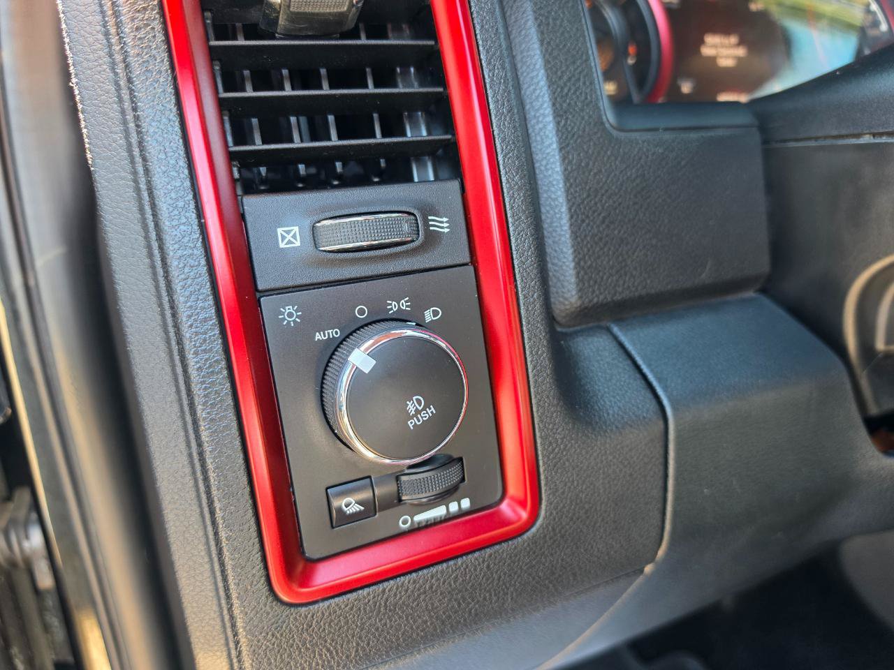 Used 2016 RAM 1500 Rebel w/ Luxury Group AWD/4WD image 14