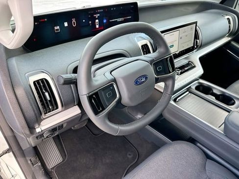 New 2026 Ford Expedition Max Active AWD/4WD image 6
