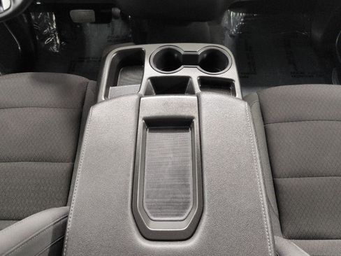Used 2024 Chevrolet Silverado 1500 LT AWD/4WD image 16