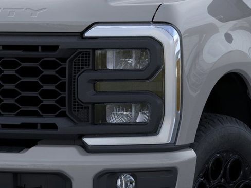 New 2025 Ford F250 XLT w/ Black Appearance Package image 18