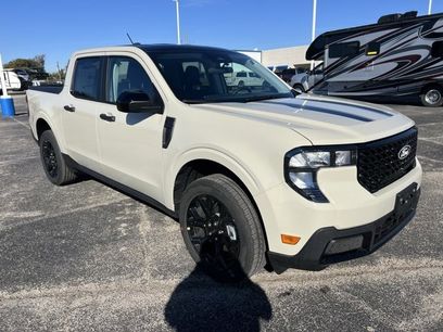 New 2025 Ford Maverick XLT w/ XLT Luxury Package