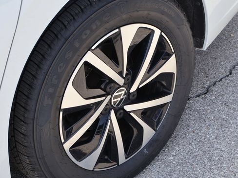Used 2025 Volkswagen Jetta S FWD image 37