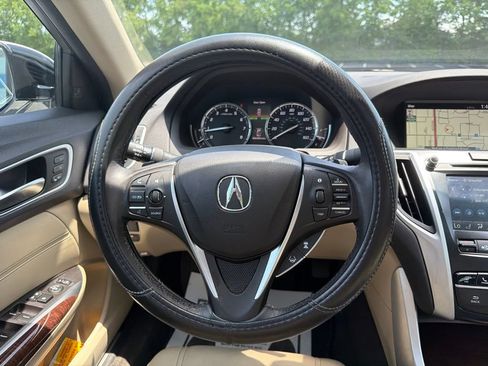 Used 2018 Acura TLX V6 w/ Technology Package FWD image 14