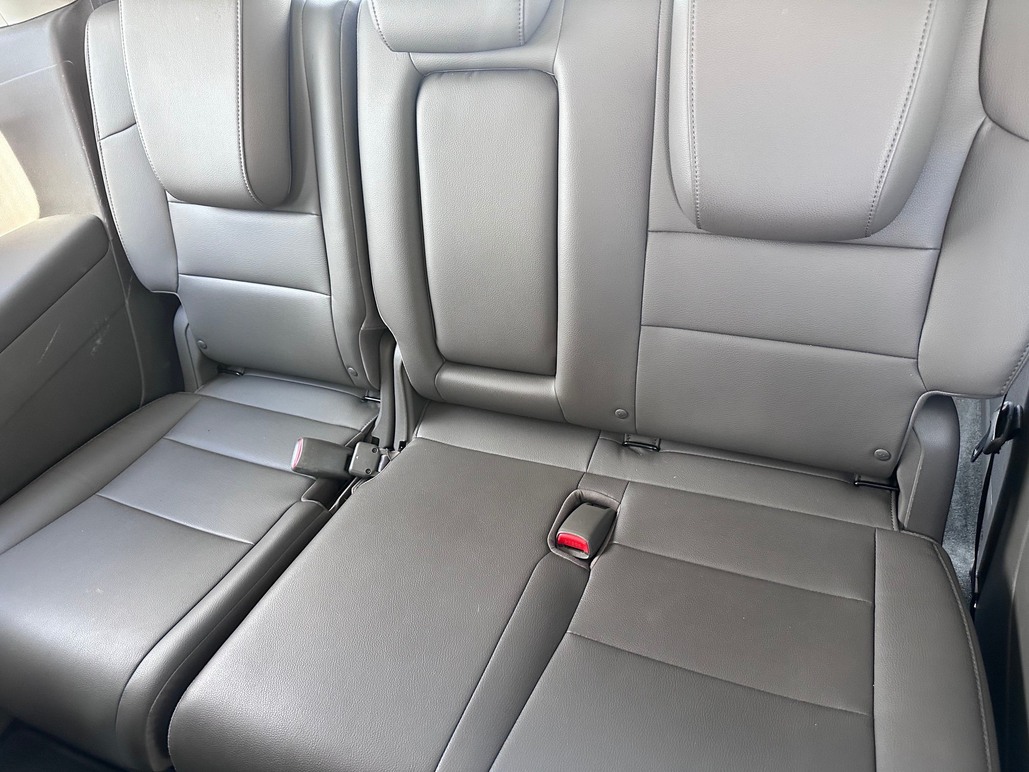 Used 2016 Honda Odyssey Touring Elite image 7