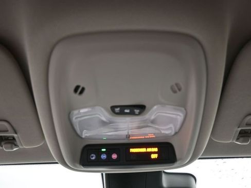 Used 2025 Buick Encore GX Preferred AWD/4WD image 30