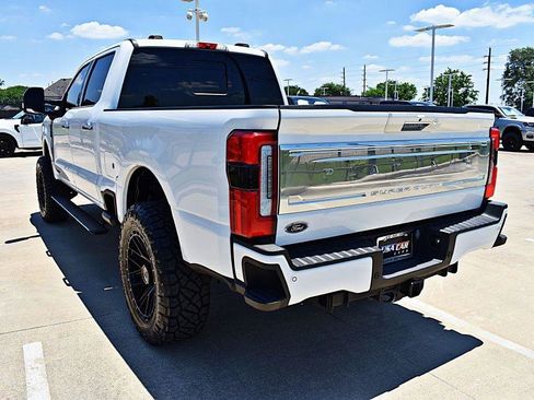 Used 2023 Ford F350 Platinum AWD/4WD image 9
