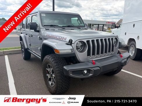 Used 2018 Jeep Wrangler Unlimited Rubicon w/ Dual Top Group AWD/4WD image 1