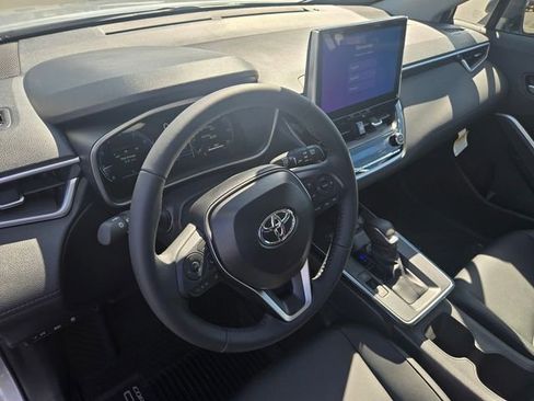New 2026 Toyota Corolla Cross XLE image 7
