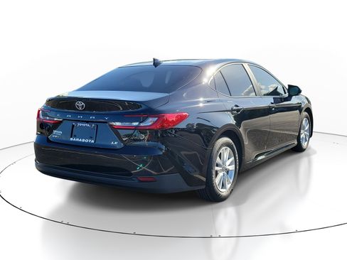 Used 2025 Toyota Camry LE FWD image 6