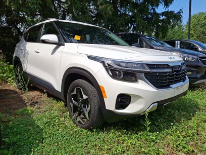 Used 2024 Kia Seltos EX