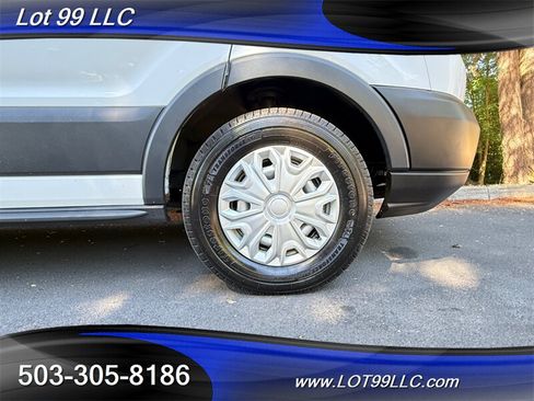 Used 2015 Ford Transit 250 148 Medium Roof RWD image 30