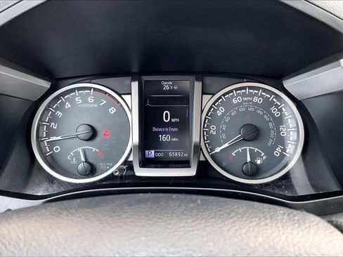 Certified 2019 Toyota Tacoma Limited image 25