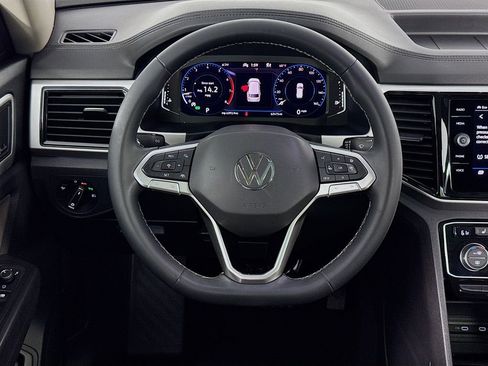 Used 2021 Volkswagen Atlas SEL Premium image 34