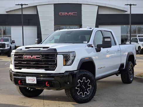New 2026 GMC Sierra 2500 AT4X image 1