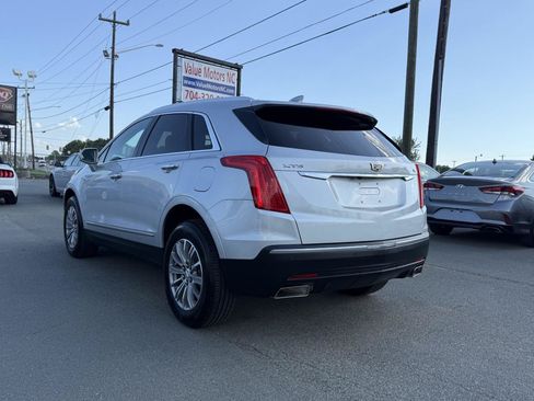 Used 2017 Cadillac XT5 Luxury FWD image 4