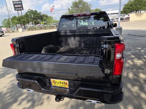 Certified 2026 Chevrolet Silverado 1500 High Country w/ High Country Premium Package AWD/4WD image 26