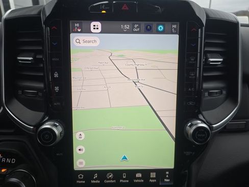 New 2026 RAM 1500 4x4 Crew Cab image 21