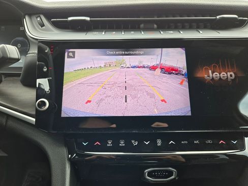 New 2026 Jeep Grand Cherokee Limited AWD/4WD image 22