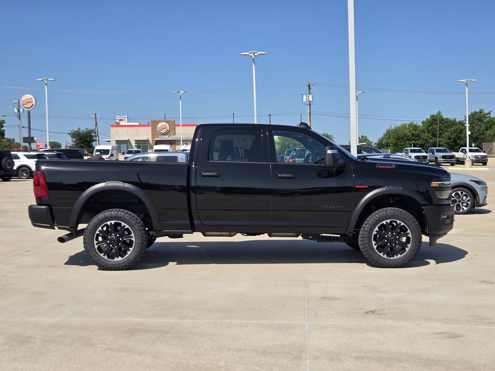 Used 2026 RAM 2500 Rebel AWD/4WD image 7