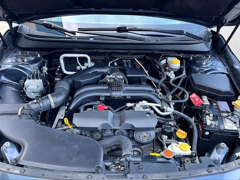 Used 2017 Subaru Outback 2.5i Premium image 30