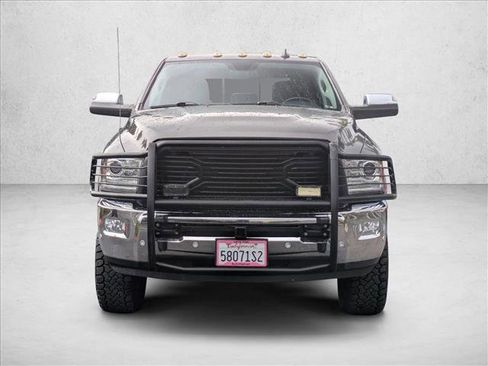 Used 2018 RAM 3500 Laramie image 3