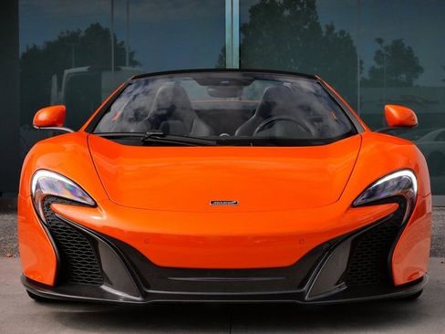 Used 2015 McLaren 650S Spider image 2