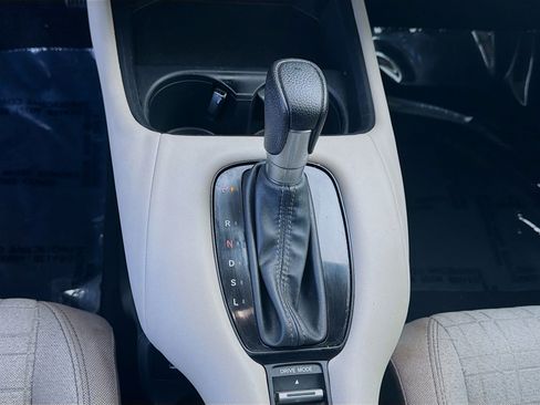 Used 2024 Honda HR-V LX image 16