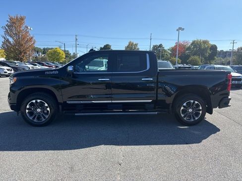 New 2025 Chevrolet Silverado 1500 High Country w/ Technology Package image 3