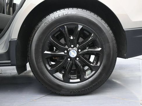 Certified 2019 Chevrolet Equinox LT FWD image 14