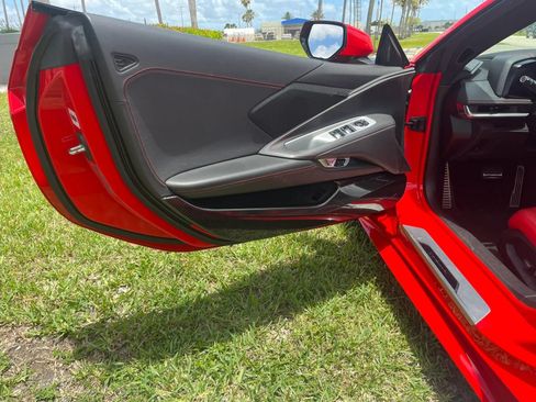Used 2023 Chevrolet Corvette Stingray Convertible w/ Z51 Performance Package RWD image 18