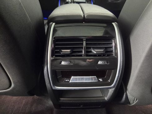 Used 2022 BMW X5 xDrive40i w/ M Sport Package AWD/4WD image 27
