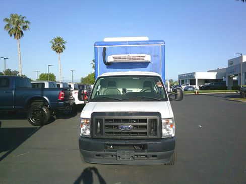 Used 2023 Ford E-350 and Econoline 350 Super Duty w/ Power Windows & Locks Group RWD image 2