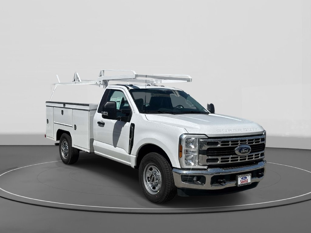 New 2026 Ford F350 XL w/ XL Chrome Package RWD image 3