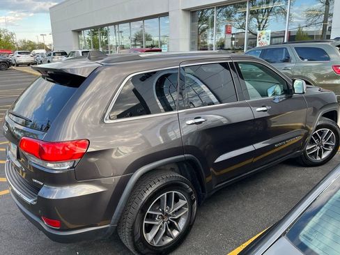 Used 2019 Jeep Grand Cherokee Limited AWD/4WD image 5