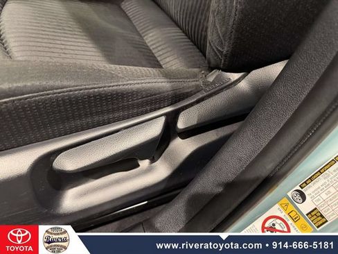 Used 2016 Toyota Prius Three FWD image 10