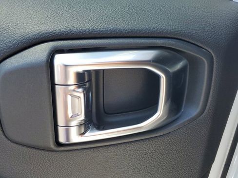 New 2025 Jeep Wrangler Sahara image 16