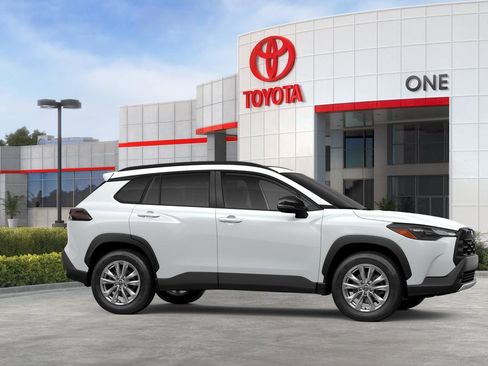 New 2026 Toyota Corolla Cross LE w/ Moonroof Package image 37