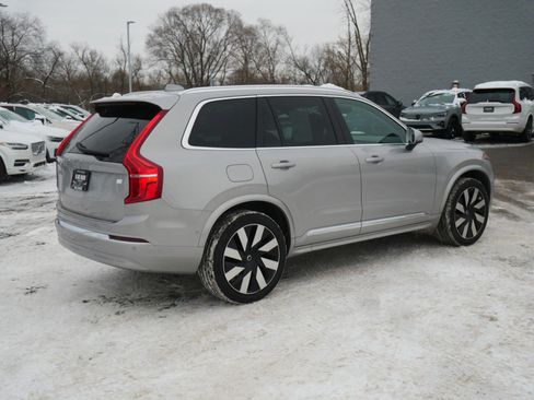 Certified 2023 Volvo XC90 T8 Ultimate w/ Protection Package Premier image 7