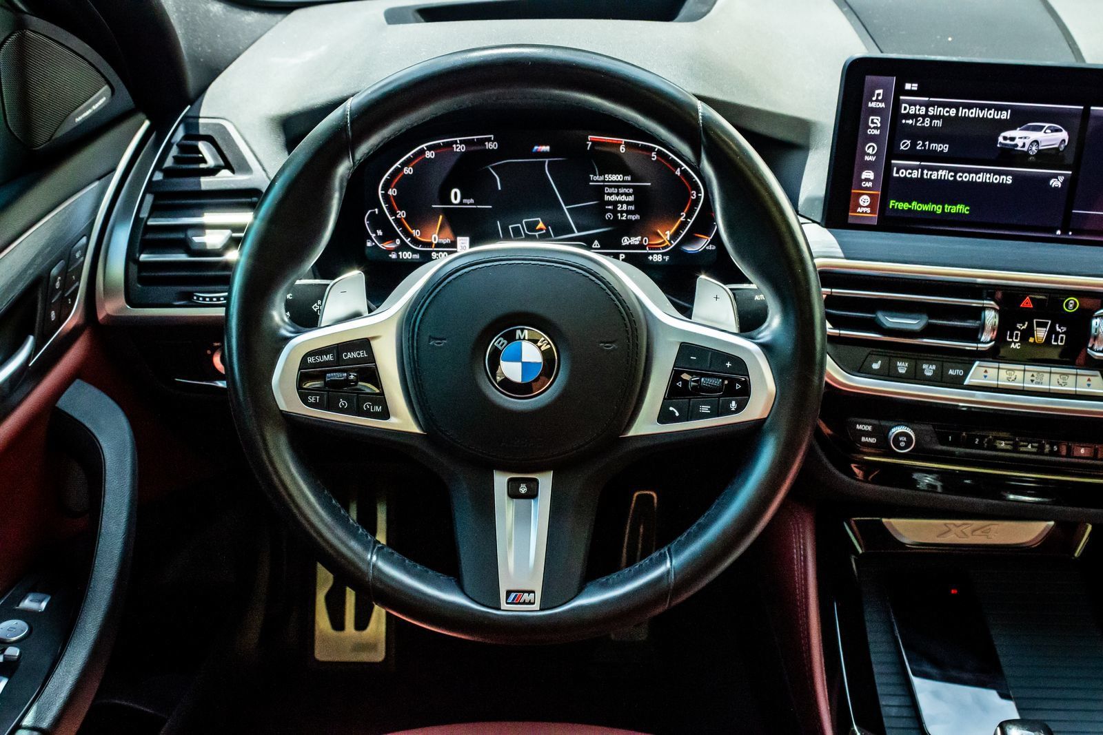 Used 2023 BMW X4 xDrive30i w/ M Sport Package AWD/4WD image 17