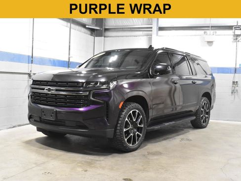 Used 2022 Chevrolet Suburban RST w/ Luxury Package AWD/4WD image 5