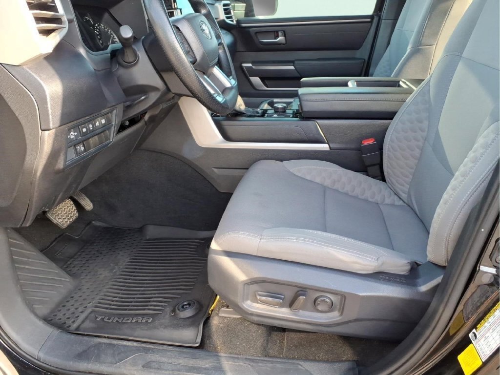 Used 2025 Toyota Tundra SR5 AWD/4WD image 19