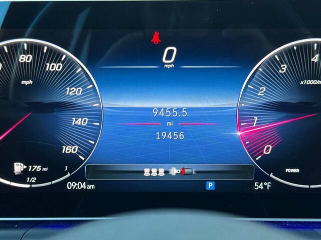 Certified 2025 Mercedes-Benz GLE 350 4MATIC image 32