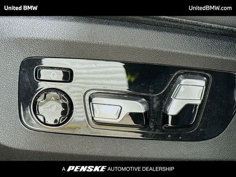 Used 2019 BMW X5 xDrive40i w/ M Sport Package image 4