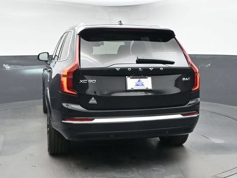 Used 2026 Volvo XC90 B6 Ultra AWD/4WD image 7