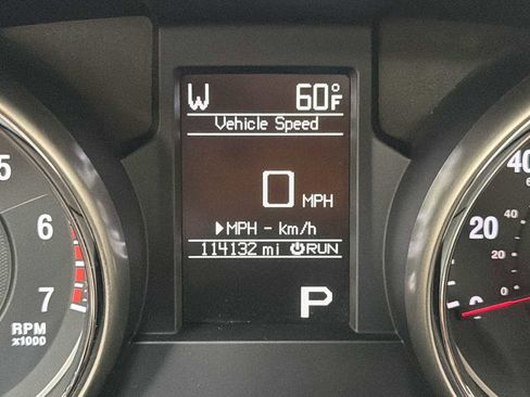 Used 2013 Jeep Grand Cherokee Overland AWD/4WD image 17