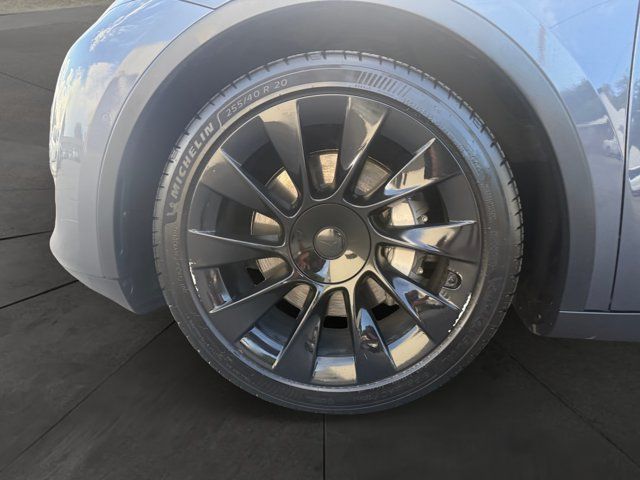 Used 2023 Tesla Model Y Long Range AWD/4WD image 9