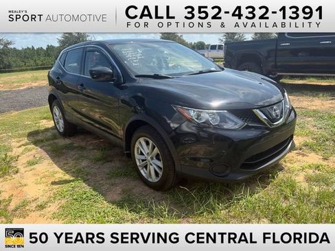 Used 2018 Nissan Rogue Sport S w/ S Appearance Package AWD/4WD image 1