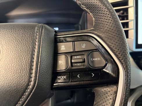 Used 2023 Toyota Sequoia Capstone AWD/4WD image 23
