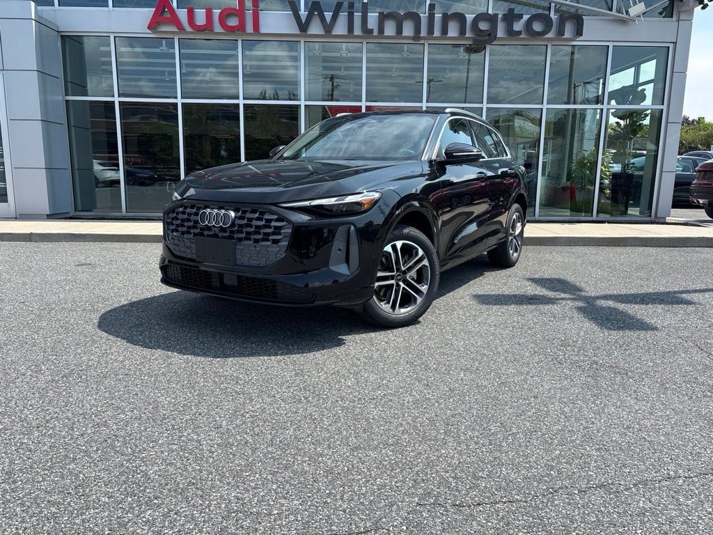 New 2026 Audi Q5 2.0T AWD/4WD image 1