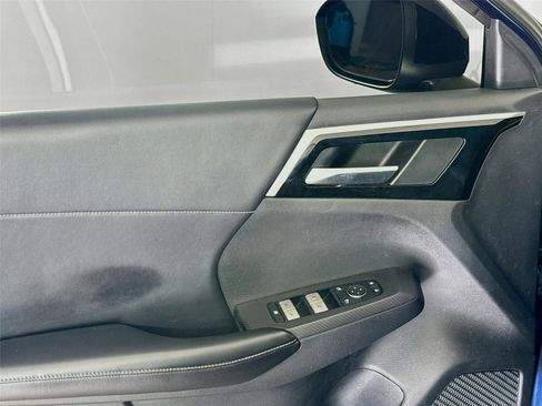 Used 2022 Mitsubishi Outlander SE image 10